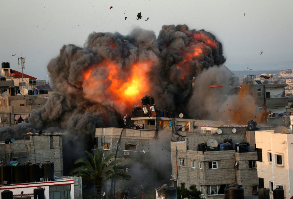 Israel y Hamás acuerdan un alto al fuego a partir de este viernes y Gaza responde