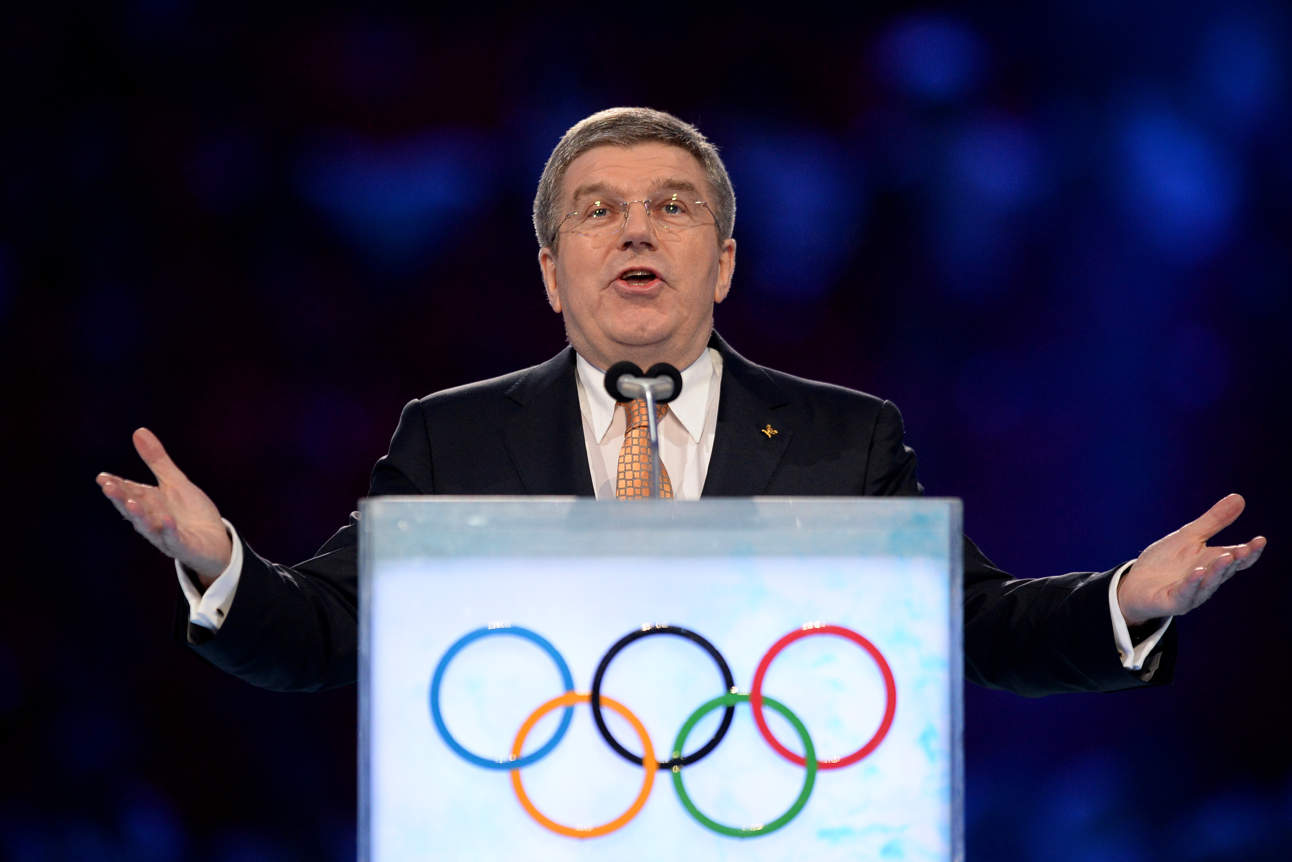 Первым президентом международного олимпийского. МОК. Международный Олимпийский комитет логотип.