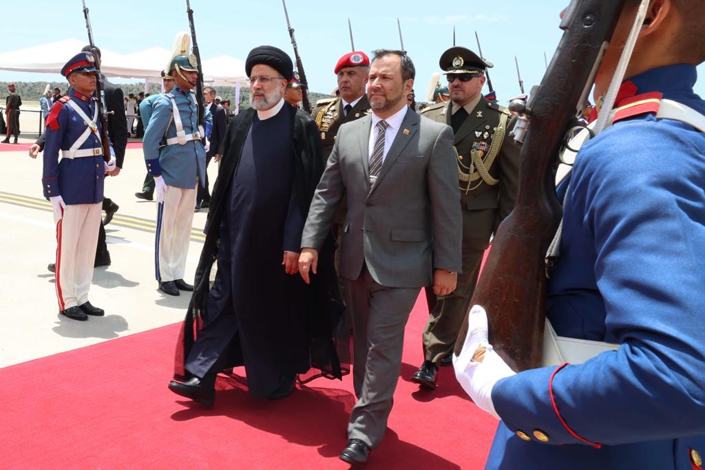 Presidente de Irán llega a Venezuela