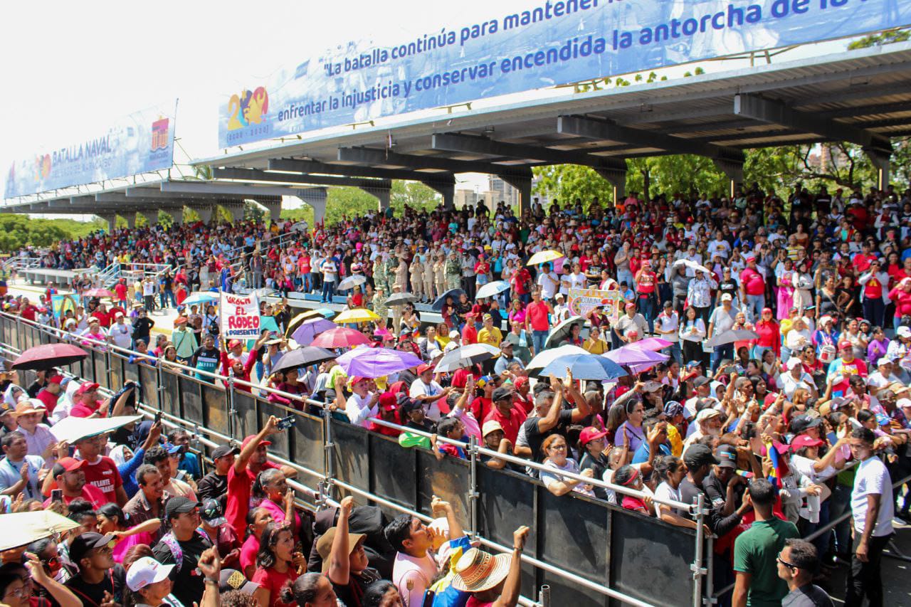 Juramentados los 35 mil 850 Comandos Bolivarianos de Base Integral del Zulia