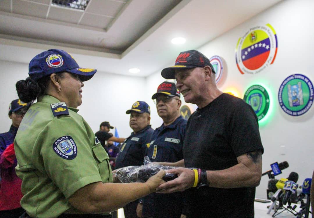 Alcaldía otorgó Bono adicional y permanente a cada oficial de Polimaracaibo