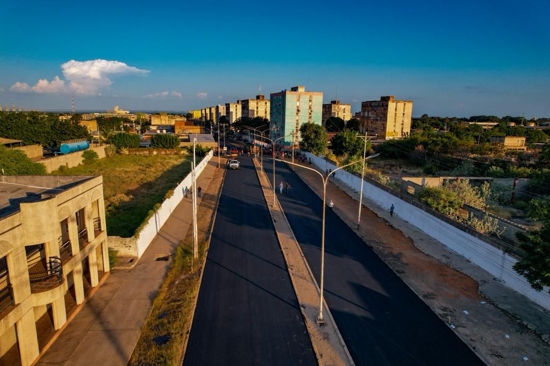 Ciudad del Sol quedó «pepita» con sus 4 mil toneladas de asfalto
