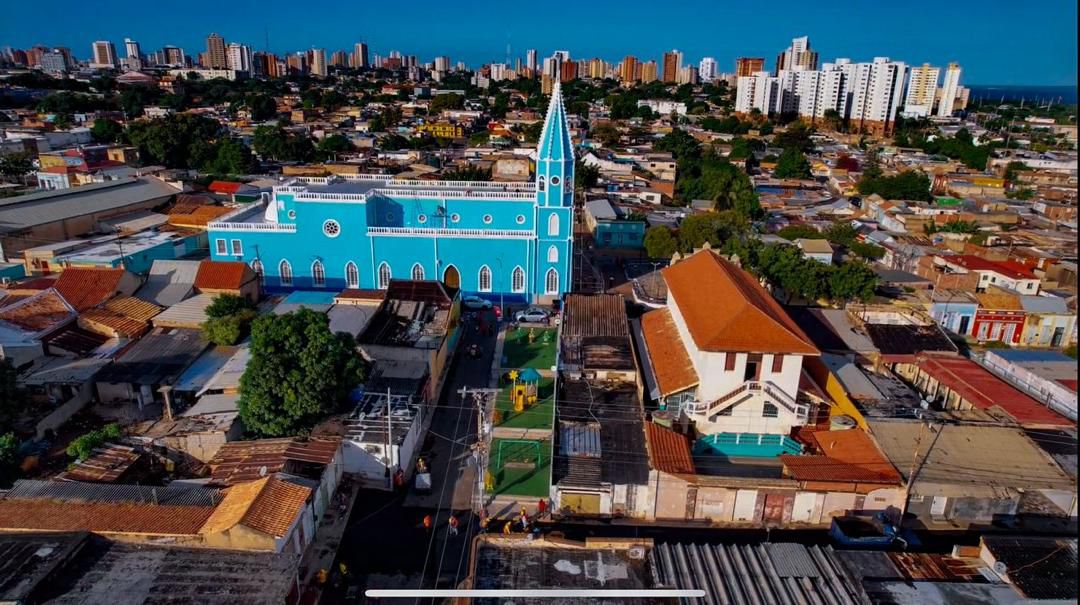 Santa Lucía quedó clara y con vista de parroquia bonita