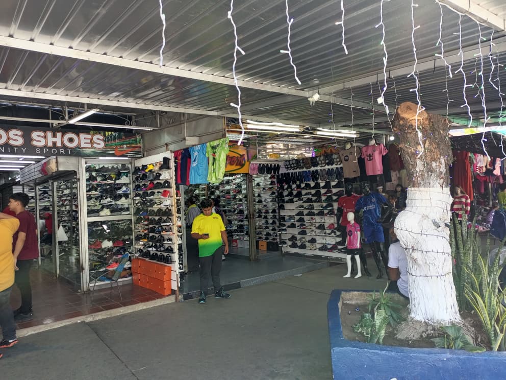 En la Punta Icotea cabimera rehabilitaron el Mercado de Detallistas