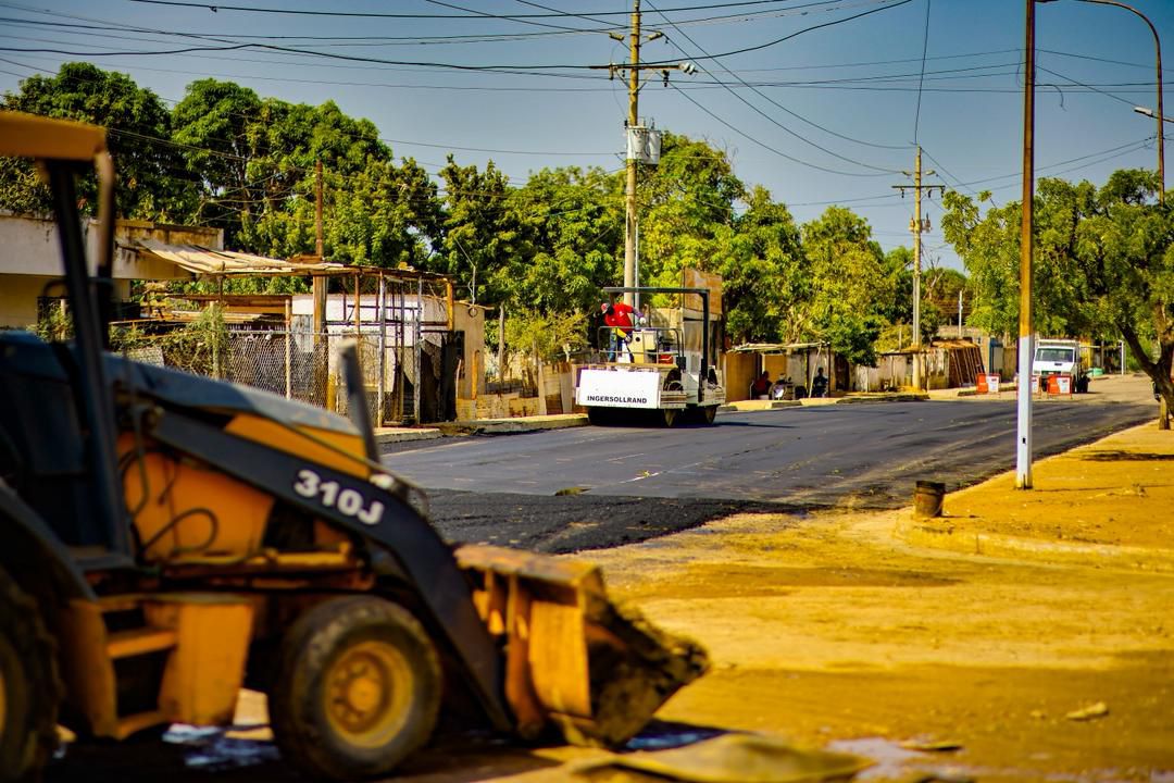 Más asfalto y más compactadores de basura para Maracaibo y San Francisco
