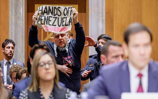Hands Off Venezuela: Activistas encararon a Marco Rubio en el Senado Activistas